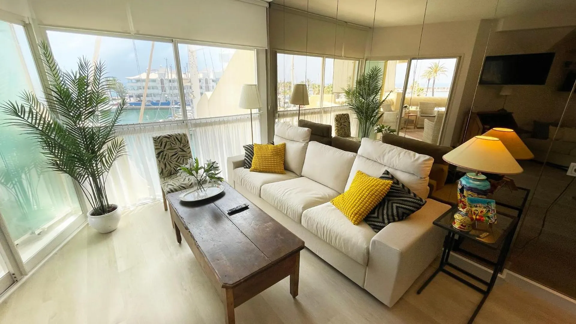 Isla Puerto Marina Apartment Benalmadena