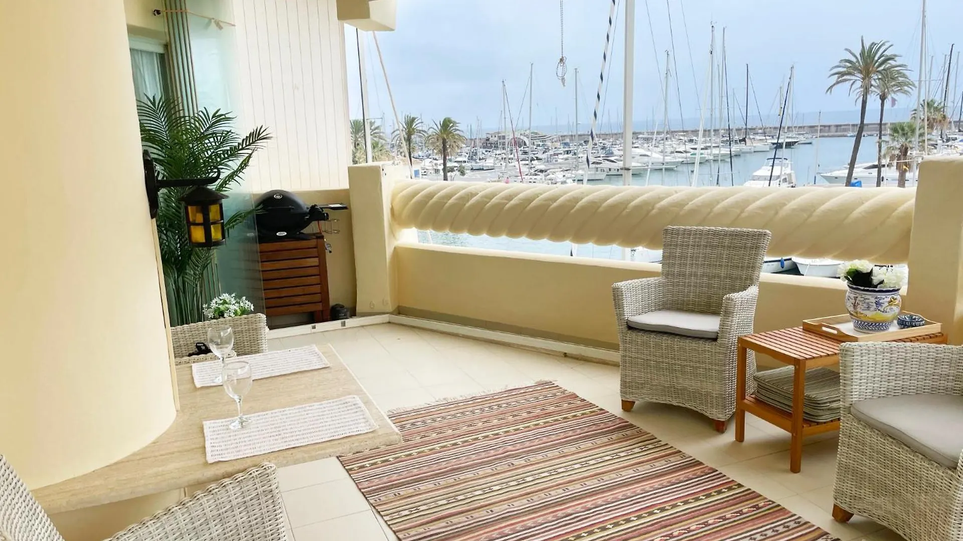 Isla Puerto Marina Apartman Benalmádena