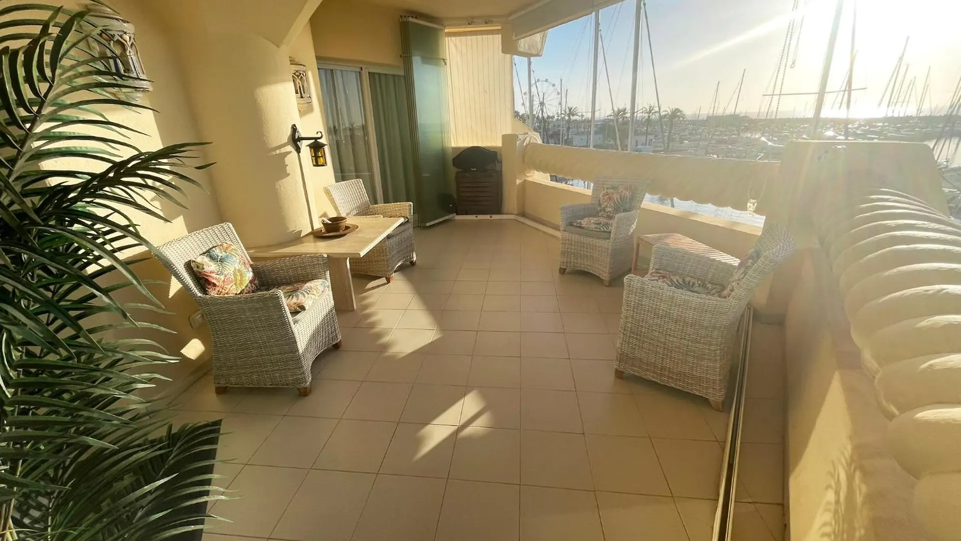 Isla Puerto Marina Apartman Benalmádena 0*,